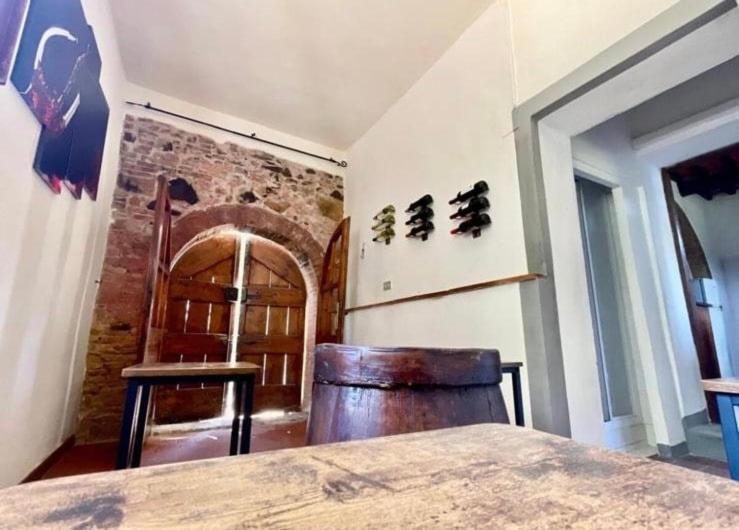 Rustico Jacuzzi & Wine Apartment La Collina Luaran gambar