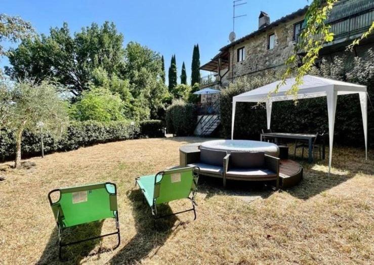 Rustico Jacuzzi & Wine Apartment La Collina Luaran gambar