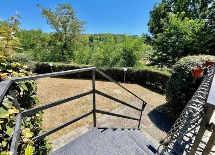 Rustico Jacuzzi & Wine Apartment La Collina Luaran gambar